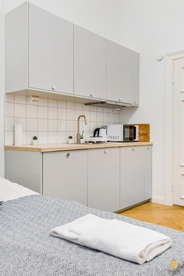 Pieni Roobertinkatu Big 13 Apartment Helsinki Exterior photo